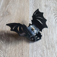 Load image into Gallery viewer, Bat Wing Claw Hair Clip
