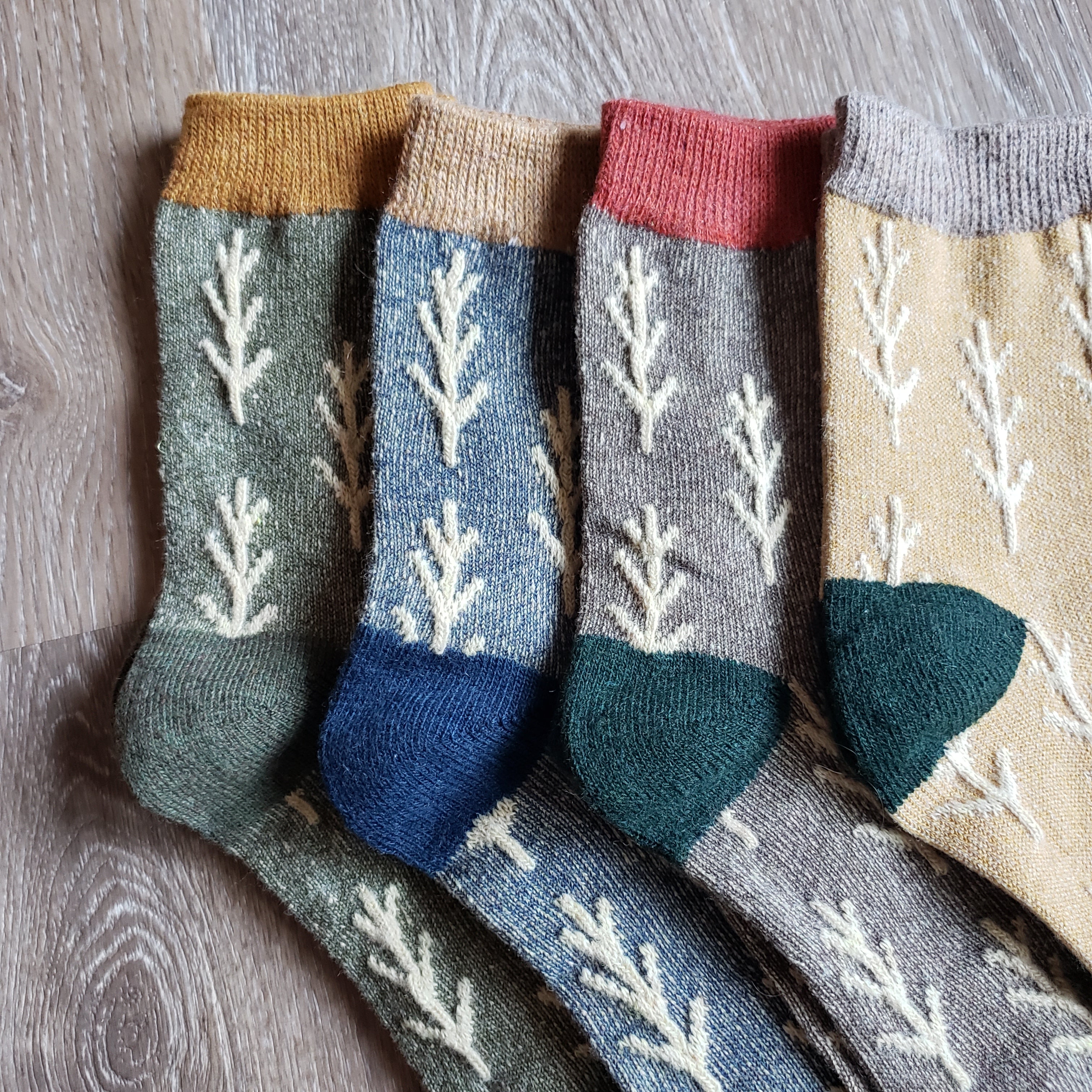 Heathered Branch Pattern Socks
