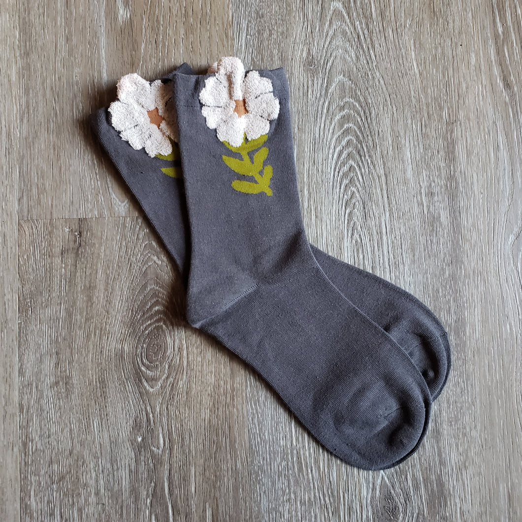 Soft Flower Cuff Socks