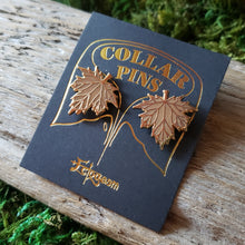 Load image into Gallery viewer, Maple Leaf Collar Pin Set
