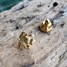 Load image into Gallery viewer, Tiny Gold Frog Lapel Pin
