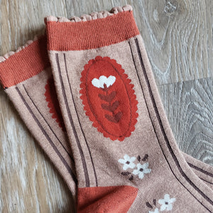 Scalloped-top Red Floral Socks