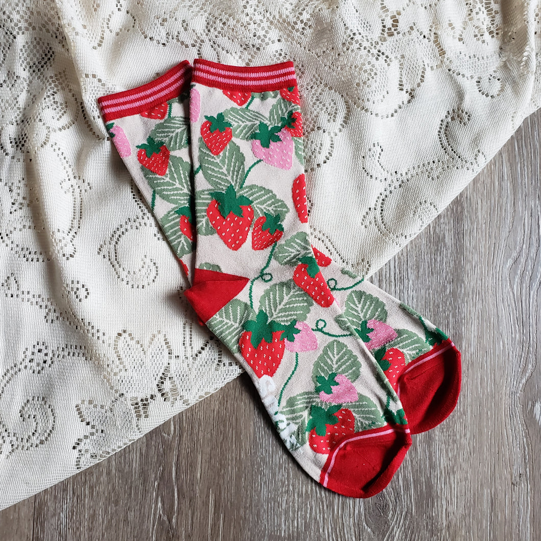 Strawberry Pattern Bamboo Socks