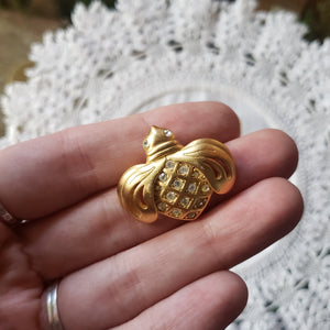 Vintage Gold Toned Bee Brooch