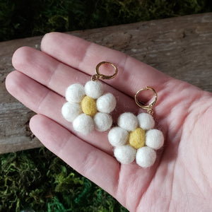 Hand Felted Daisy Earrings