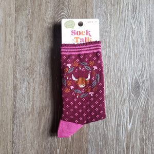 Highland Cow Wreath Pattern Bamboo Socks