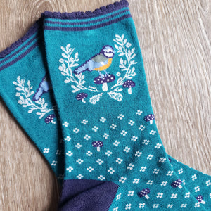 Bluebird Wreath Pattern Bamboo Socks