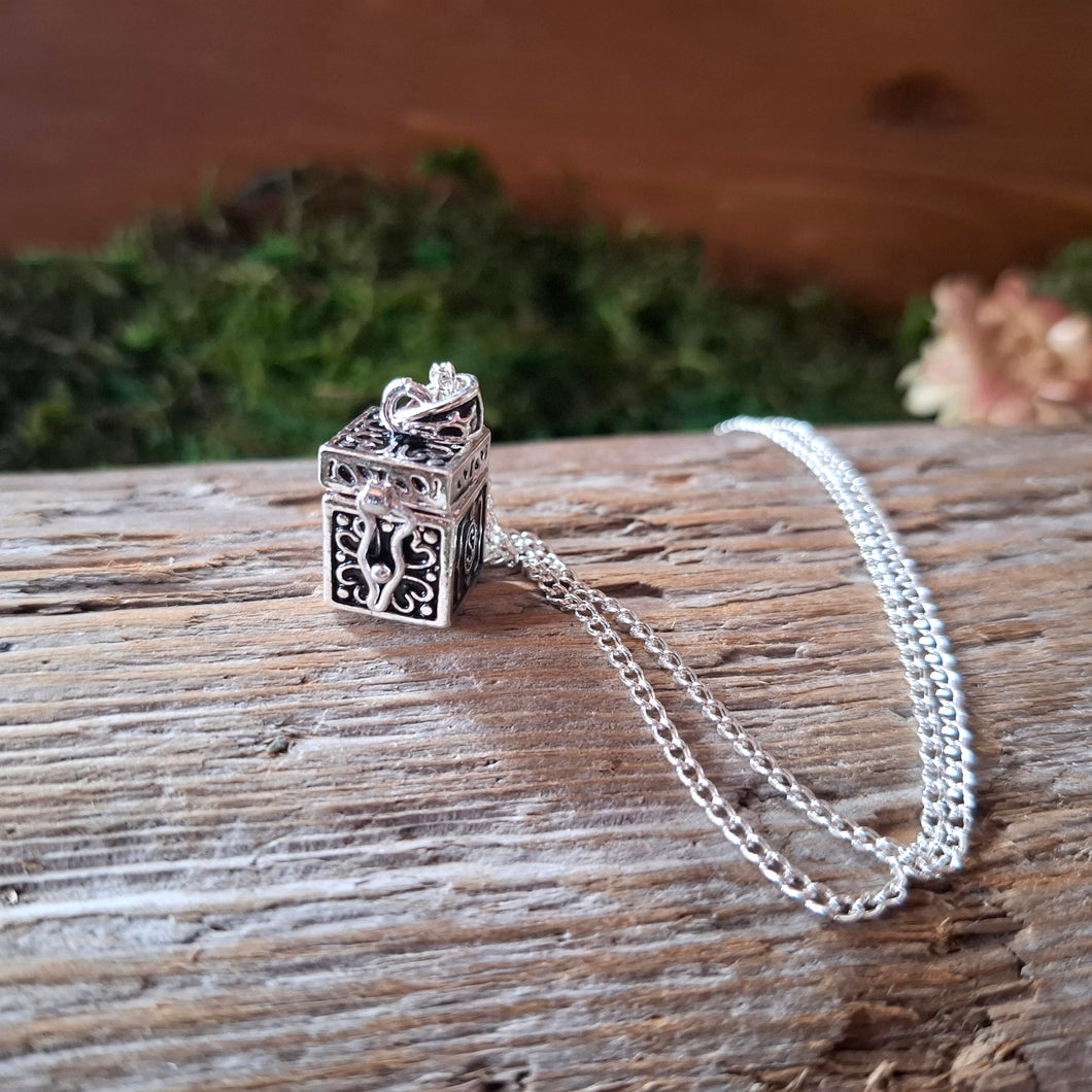 Vintage Silver Box Locket Necklace