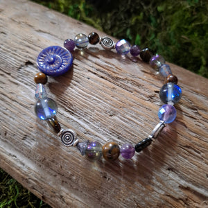 Blue Spiral Mismatched Bead Bracelet