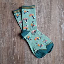 Load image into Gallery viewer, Bees and Flowers Bamboo Socks
