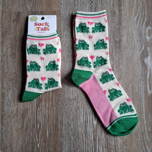 Lovey Frogs Bamboo Socks