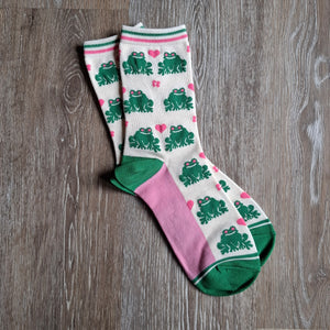 Lovey Frogs Bamboo Socks