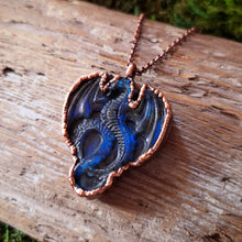 Load image into Gallery viewer, Labradorite Dragon Necklace
