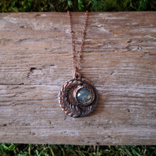 Load image into Gallery viewer, Faceted Moss Agate Fern Necklace
