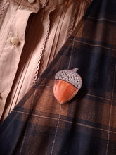 Load image into Gallery viewer, Acorn Leather Brooch
