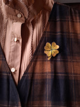Load image into Gallery viewer, Four Leaf Clover Leather Brooch
