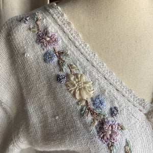 90s Vintage Embroidered Short Sleeve Sweater