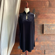 Load image into Gallery viewer, 90s Vintage High Neck Velvet Tunic
