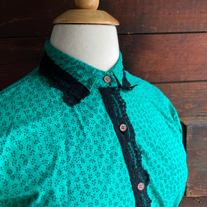 80s Vintage Green Cotton and Lace Blouse