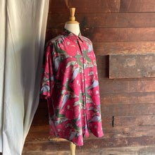 Load image into Gallery viewer, 90s Vintage Plus Size Mens Silk Shirt
