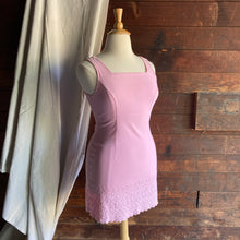 Load image into Gallery viewer, Vintage Stretchy Embroidered Pink Dress
