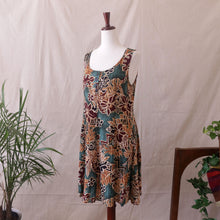 Load image into Gallery viewer, Sleeveless Green and Brown Mini Dress
