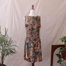 Load image into Gallery viewer, Sleeveless Green and Brown Mini Dress
