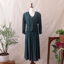 Load image into Gallery viewer, Layered Deep Green Maxi Dress
