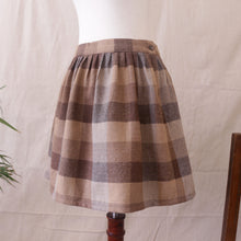 Load image into Gallery viewer, Brown Tweed Check Beige Mini Skirt
