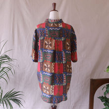 Load image into Gallery viewer, Patterned Silk Short Sleeve Shirt
