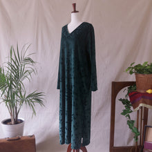 Load image into Gallery viewer, Leaf-Embossed Velour Midi Dress

