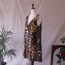 Load image into Gallery viewer, Long Patchwork Floral Print Vest
