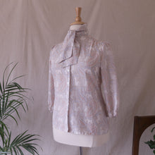 Load image into Gallery viewer, Semi-sheer Pale Paisley Blouse
