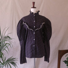 Load image into Gallery viewer, Calico Floral Western Style Blouse
