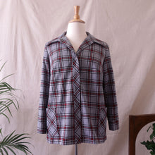 Load image into Gallery viewer, Plaid Dagger Collar Lightweight Jacket (1X)
