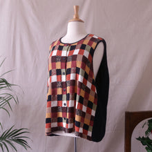 Load image into Gallery viewer, Checkered Autumnal Knit Sweater Vest (4X)
