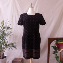 Load image into Gallery viewer, Soft Twill Paisley Midi Dress (XL/XXL)
