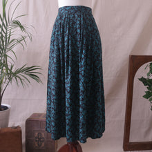 Load image into Gallery viewer, Gathered Teal Vine Pattern Maxi Skirt (S)
