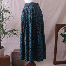 Load image into Gallery viewer, Gathered Teal Vine Pattern Maxi Skirt (S)
