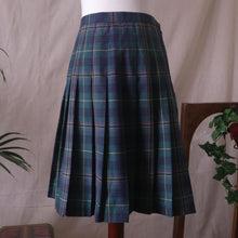 Load image into Gallery viewer, Pleated Plaid Blue &amp; Green Knee-Length Skirt (M)
