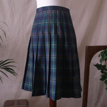 Load image into Gallery viewer, Pleated Plaid Blue &amp; Green Knee-Length Skirt (M)
