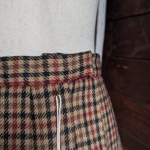 Load image into Gallery viewer, 80s Vintage Wool Tweed Pleated Midi Skirt
