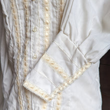 Load image into Gallery viewer, 70s Vintage Homemade White and Cream Prairie Blouse
