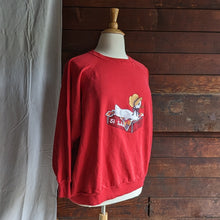 Load image into Gallery viewer, Vintage Plus Size Hand Painted Goose Sweatshirt
