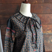 Load image into Gallery viewer, 70s Vintage Paisley Blouse and Skirt Set
