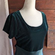 Load image into Gallery viewer, 90s Vintage Green Velvet and Satin Skater Dress
