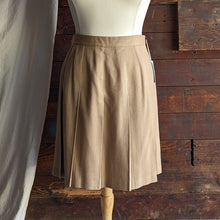 Load image into Gallery viewer, 90s Vintage Tan Knee-Length Wool Skirt
