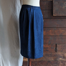 Load image into Gallery viewer, 90s Vintage Blue Paisley Silk Pencil Skirt
