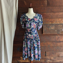 Load image into Gallery viewer, 90s Vintage Blue Floral Day Dress
