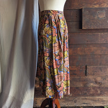 Load image into Gallery viewer, 80s Vintage Multicolored Rayon Midi Skirt with Pockets
